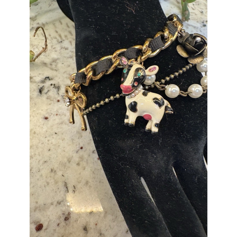 Betsey Johnson Vintage Lady Luck Cow Head Skull Horseshoe Earrings & bracelet - Picture 6 of 16